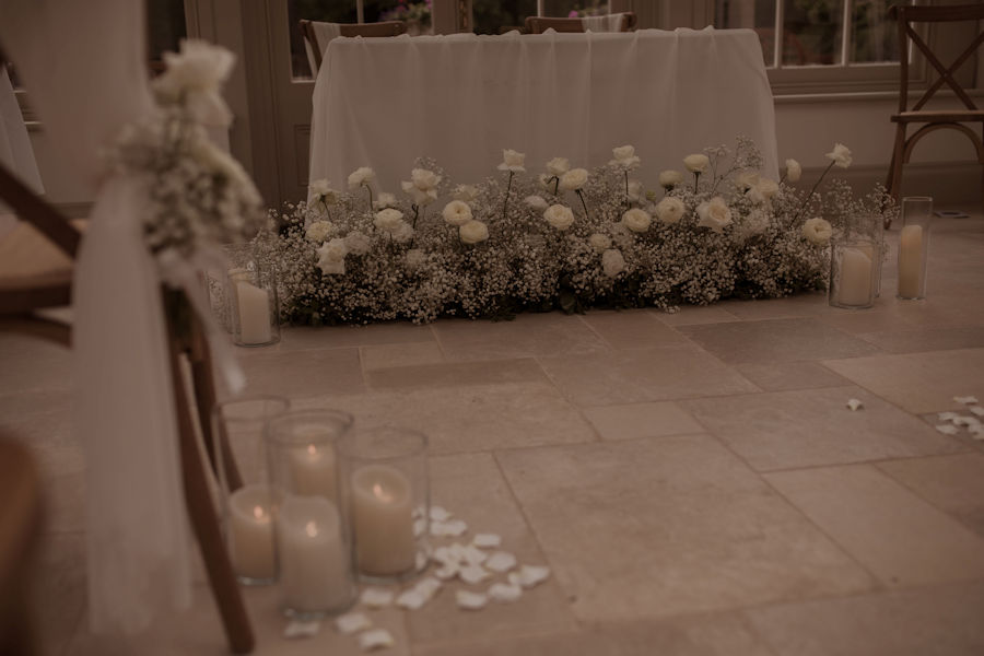 registrar table flowers