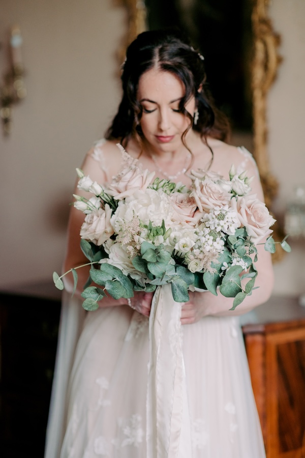 pale pink wedding bouquet