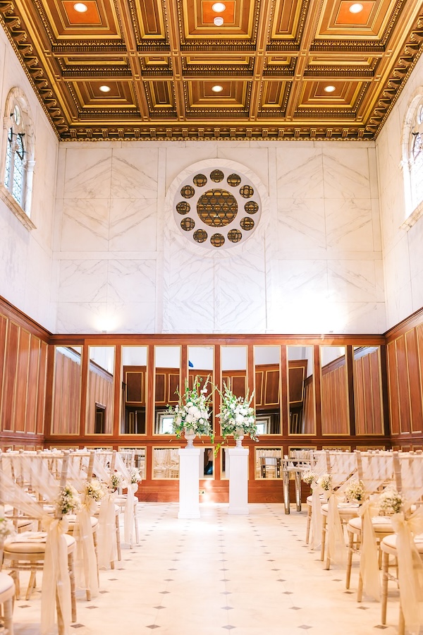 pedestal flowers for ceremony